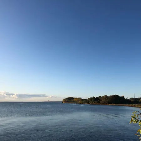 酒店 Fairschlafen Boutique Dreibett Kapitaenszimmer 0-10, Sauna, Fitness 霍尔斯泰因地区诺伊斯塔特