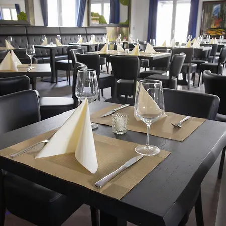 Fairschlafen Boutique Mit Hotelkomfort - Kapitaenszimmer 0-10 Mit Privater Terrasse Szálloda Neustadt in Holstein